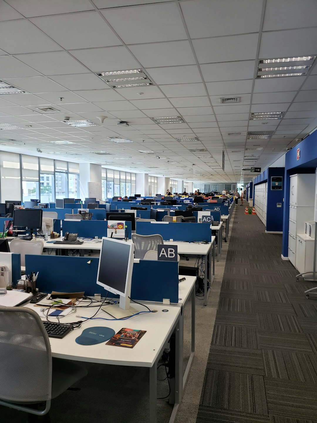 High-Speed Business Center